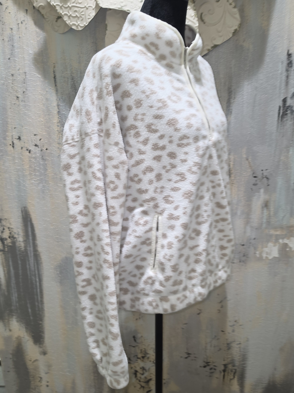 Thread & Supply White Half-Zip Fleece with Taupe Leopard Print - Picture 4 of 9